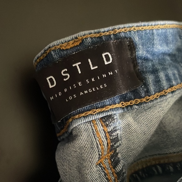 DSTLD MID RISE RAW HEM DENIM - Picture 3 of 4